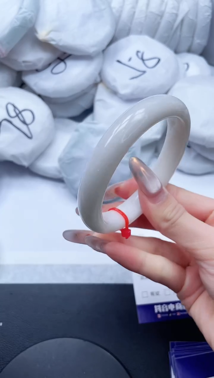 【闪购商品】和田玉手镯未镶嵌19L161-60