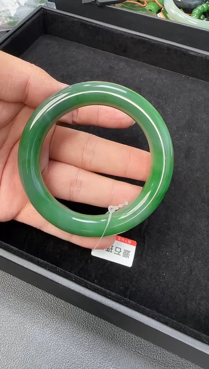【闪购商品】未镶嵌手镯和田玉58圈口