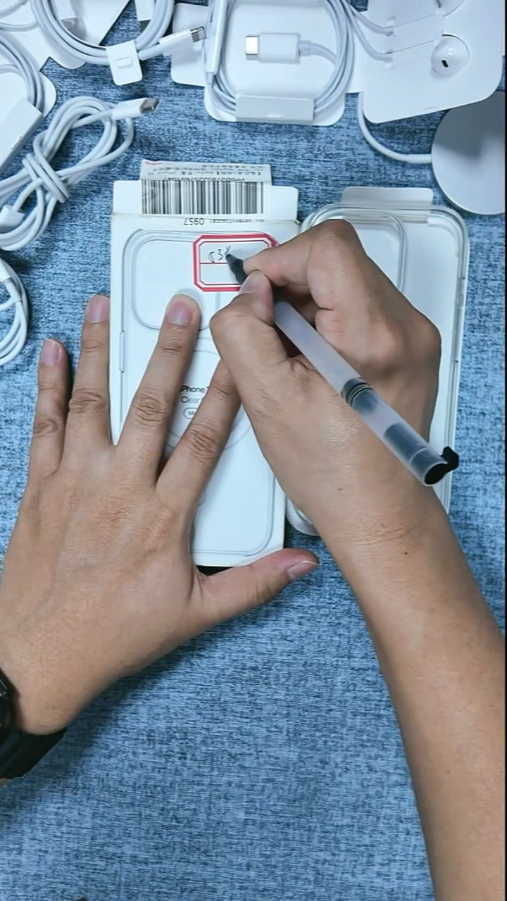 99新53号 16Pro  透明 瑕疵