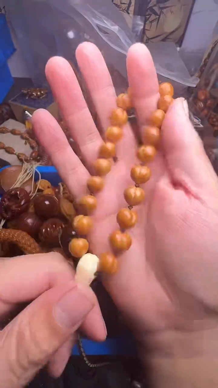 手串橄榄核猴头屁桃