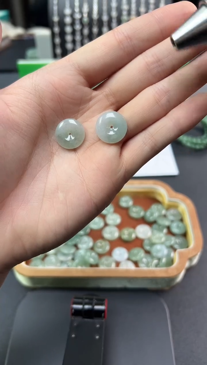 颈饰未镶嵌翡翠挂件H0018（多件发其一）