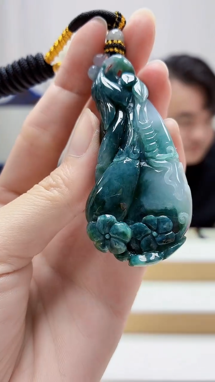 未镶嵌定制翡翠5060zm-毛货挂件51