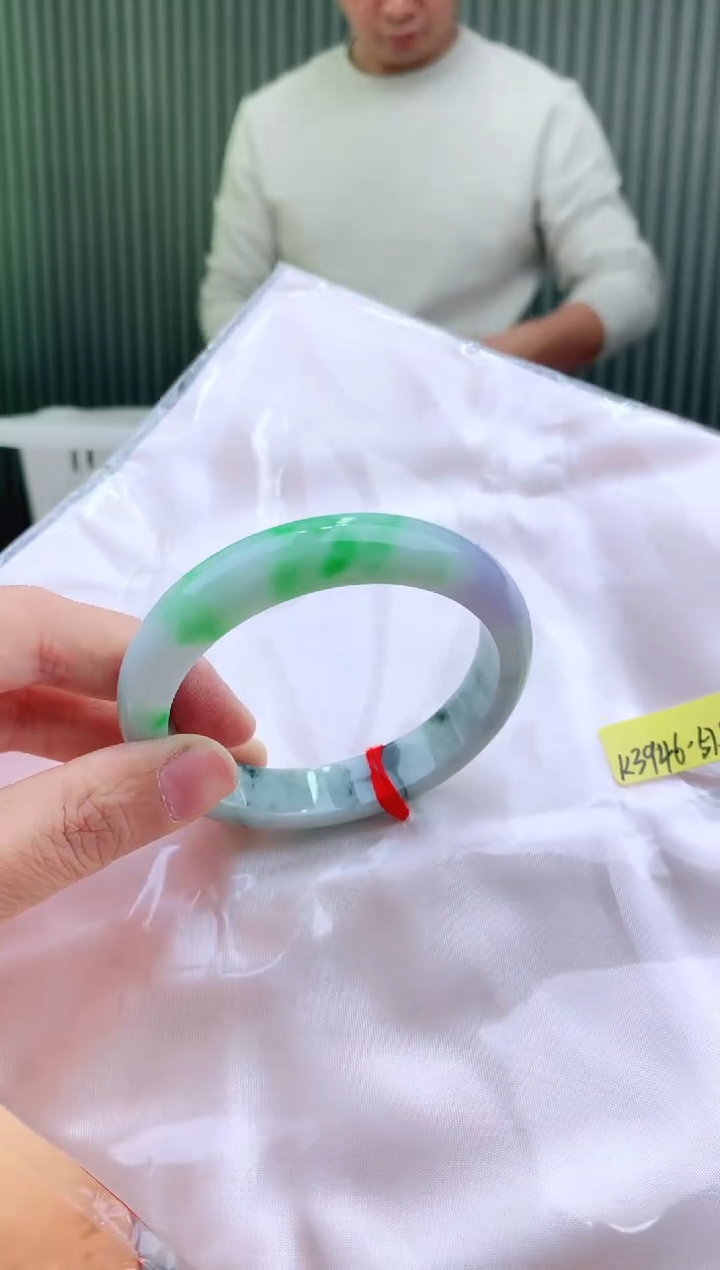 未镶嵌手镯翡翠57+