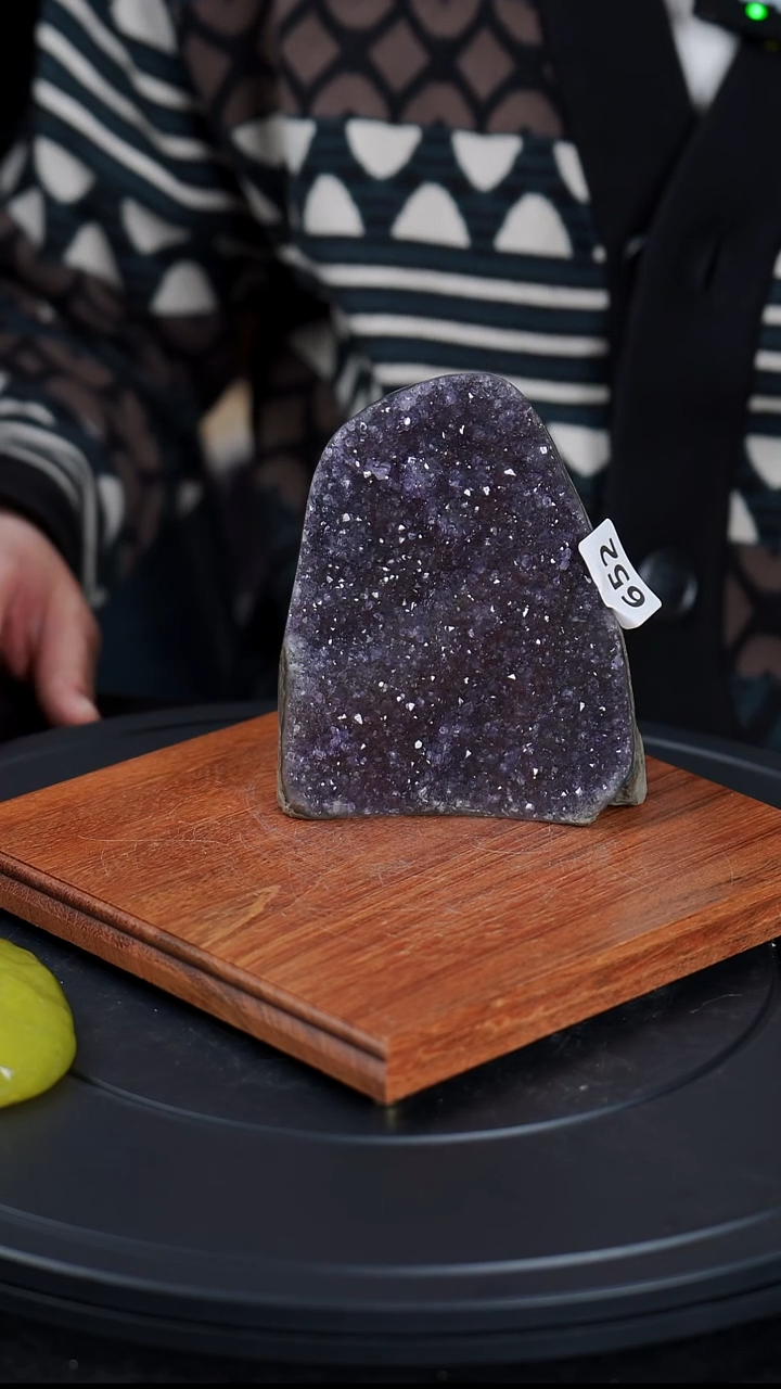 【闪购商品】紫晶大型摆件（非配饰）未镶嵌水晶