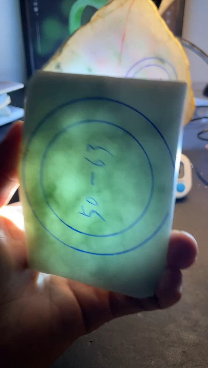 未镶嵌翡翠定制翡翠何*翡翠