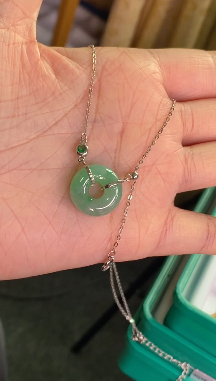 颈饰银S925镶嵌翡翠净货16359