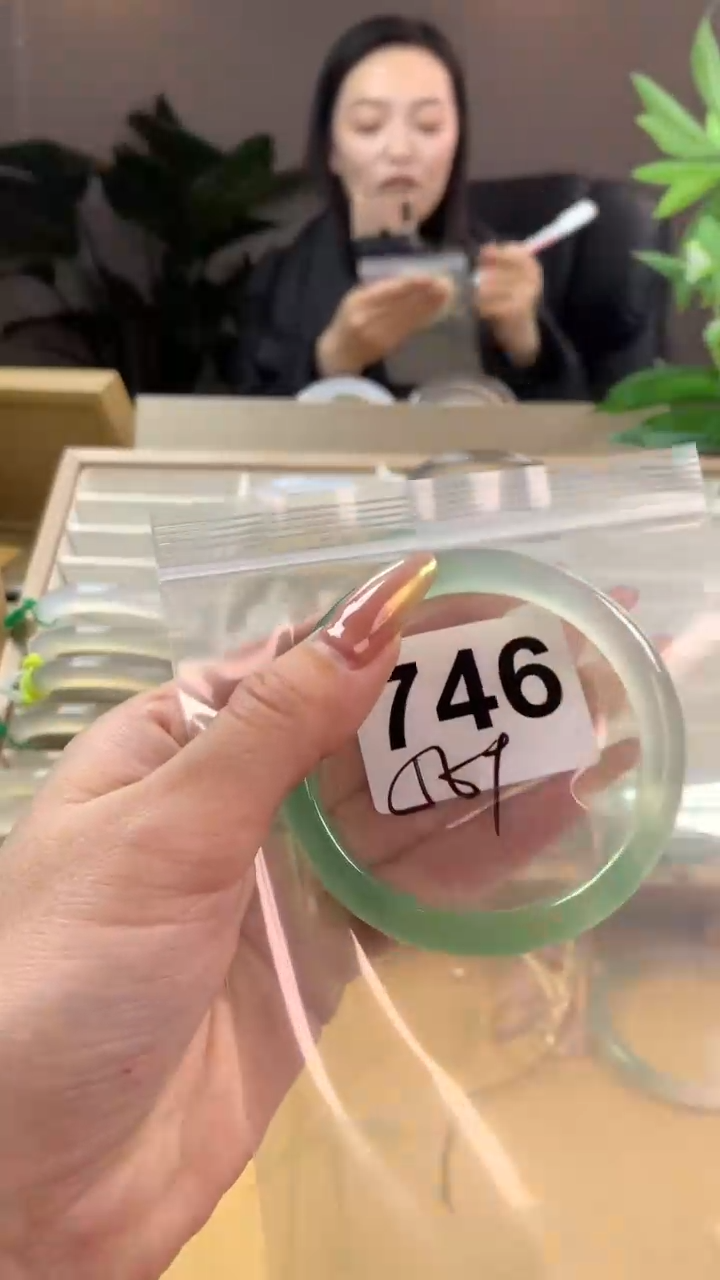 【闪购商品】玛瑙/玉髓手镯未镶嵌746