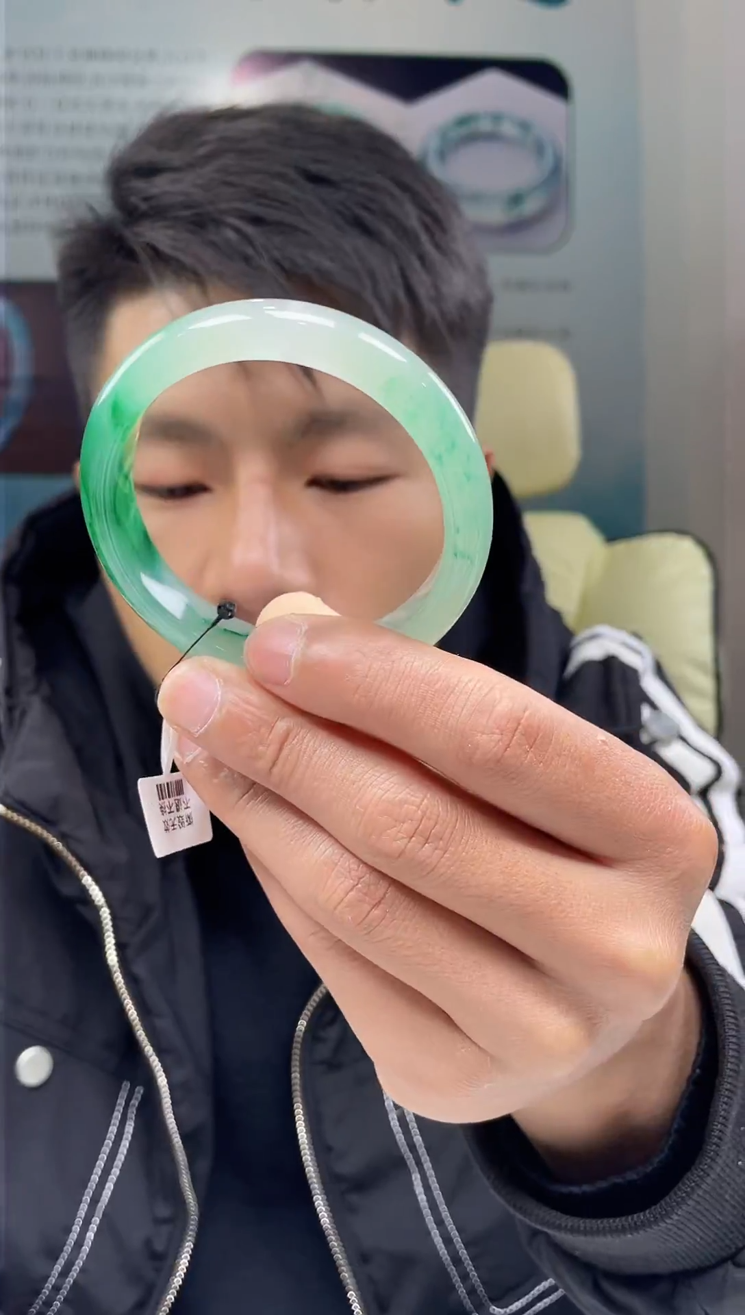 【闪购商品】石英质玉手镯未镶嵌非洲翠手镯多样性发货