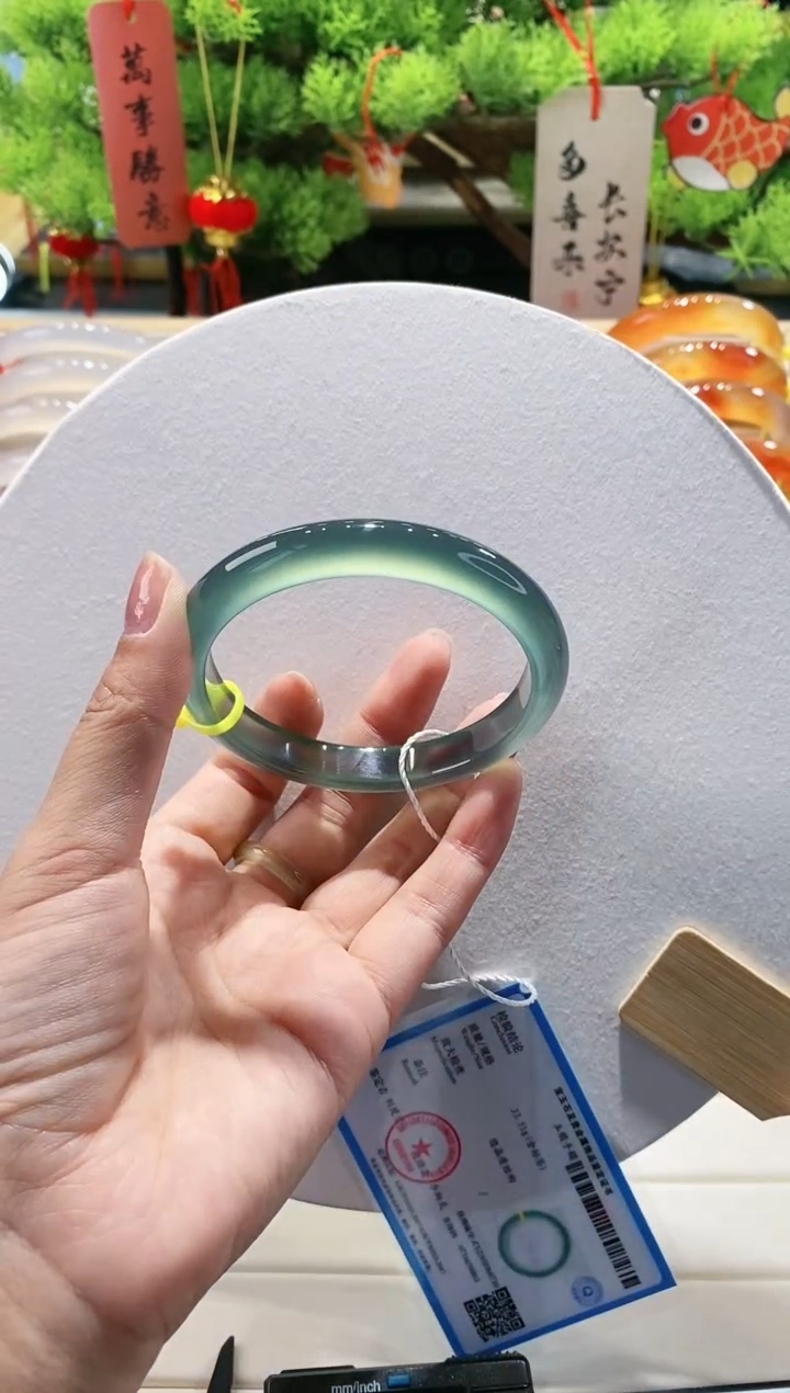 【闪购商品】玛瑙/玉髓手镯未镶嵌137-61