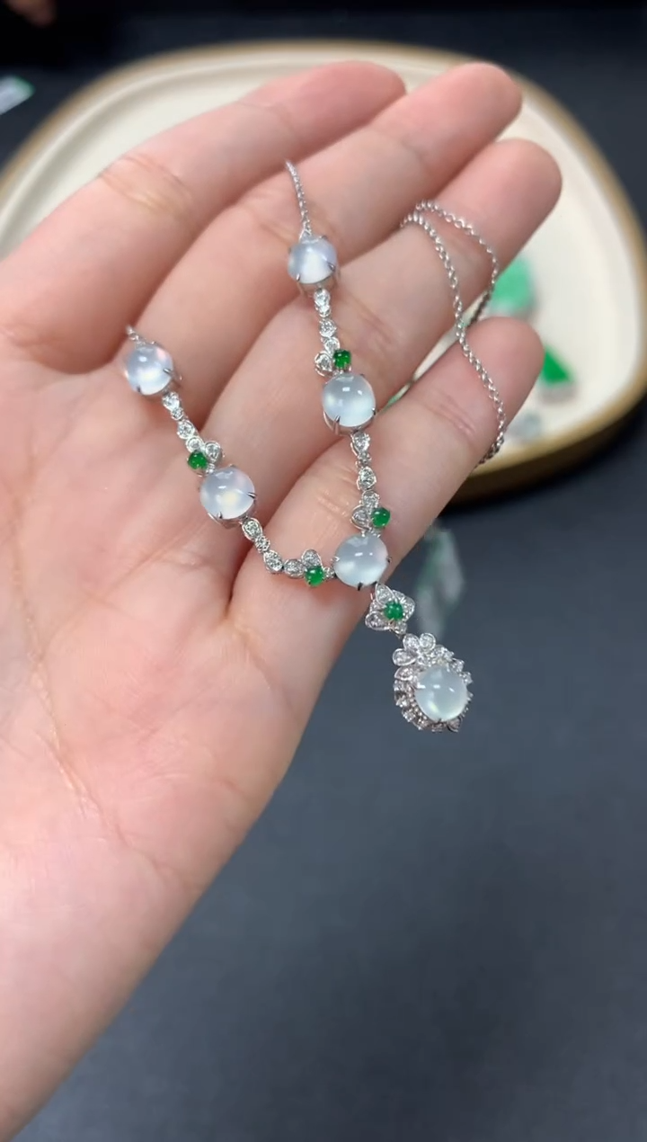 【闪购商品】翡翠套链18K金镶嵌5980套链