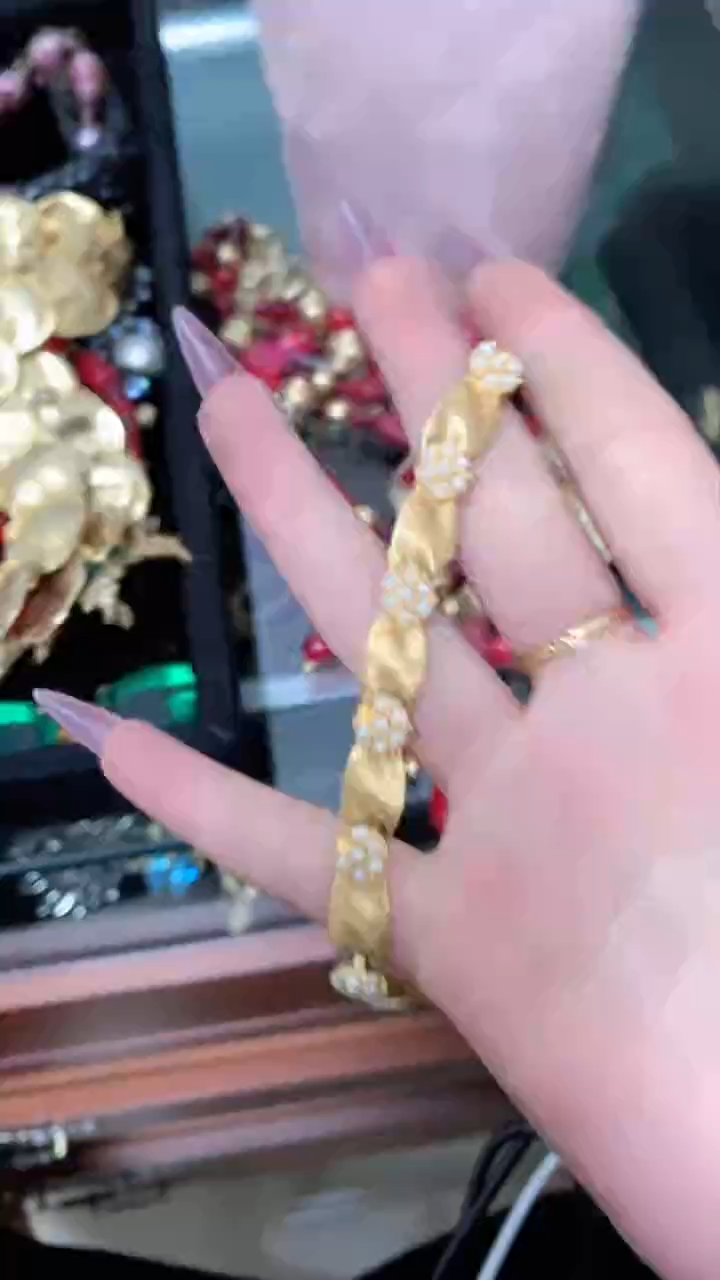 【闪购商品】瓷片楚楚中古珠宝甄选不退换