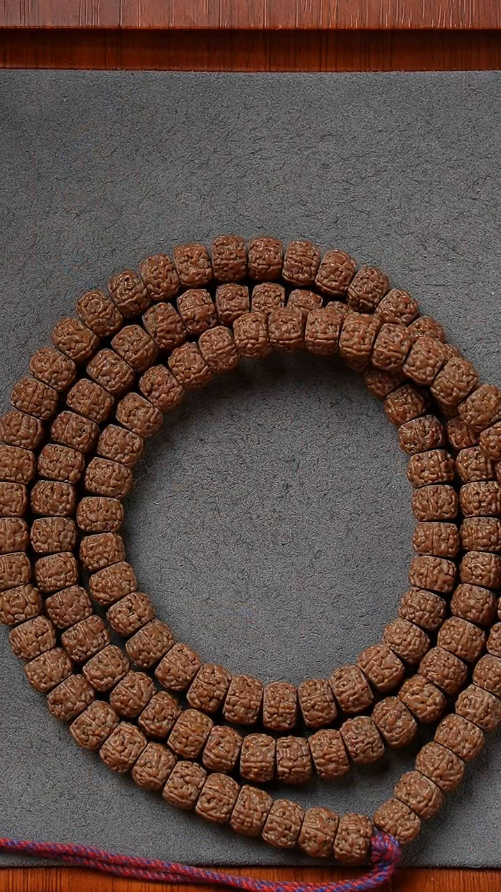 【闪购商品】金刚菩提吊坠一代龙