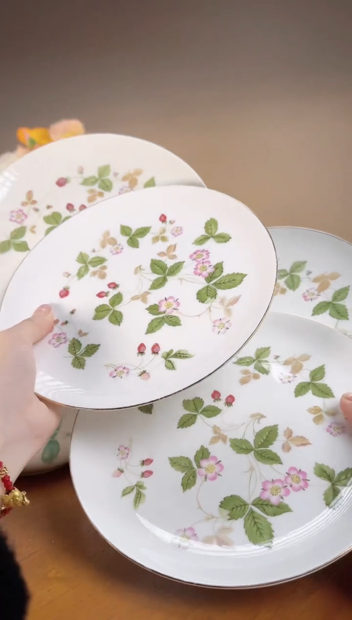 【闪购商品】高骨瓷8寸浅盘4个骨瓷8寸浅盘4个