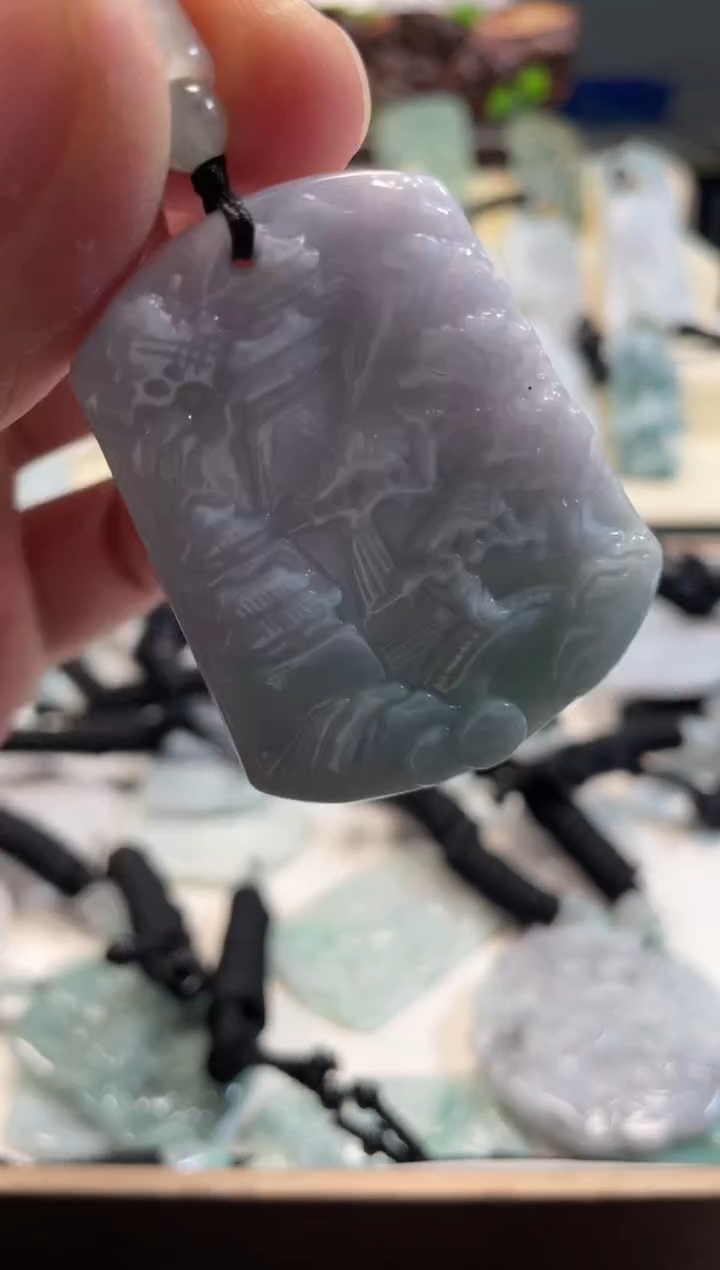 颈饰未镶嵌翡翠12/05/038