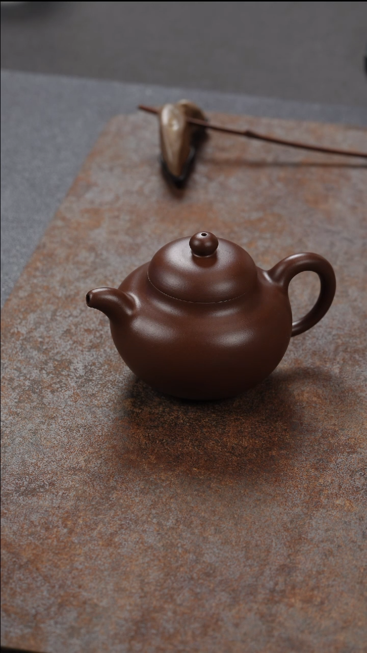 茶壶紫砂柿圆 紫泥
