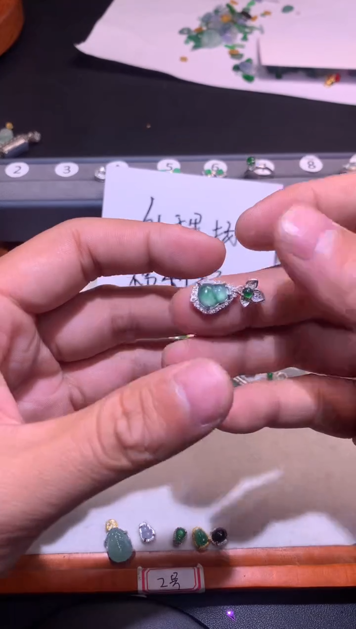 【闪购商品】翡翠吊坠(不含链)银S925镶嵌1