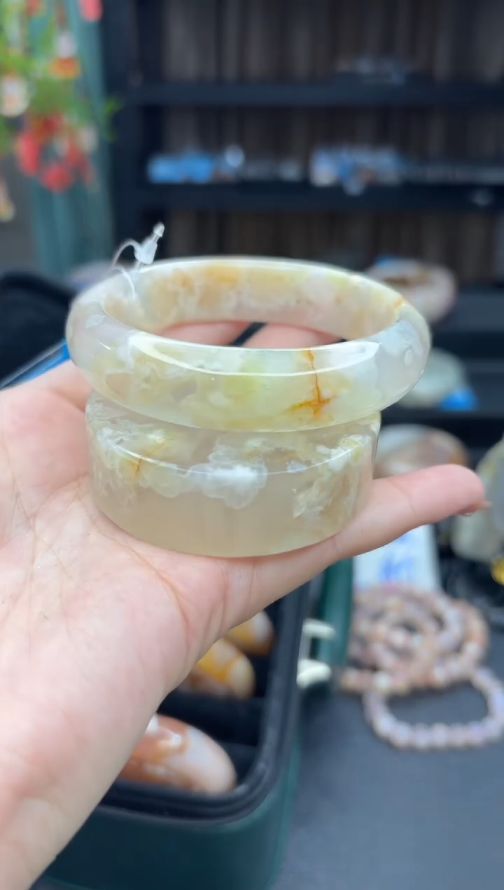 【闪购商品】石英质玉手镯未镶嵌448（60圈赠送镯心）