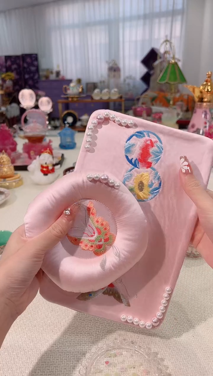 茶席+壶承 如图所示粉色