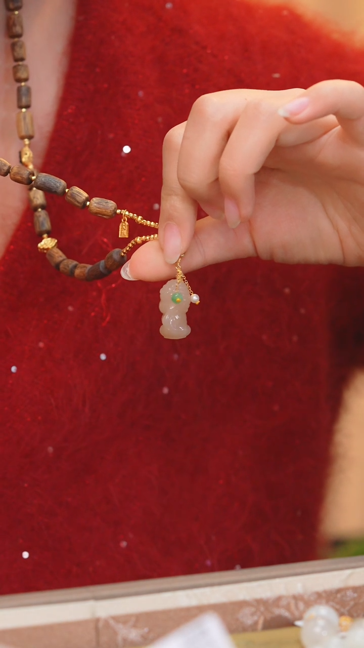 【闪购商品】和田玉吊坠不含链18K金镶嵌藕粉@@N7068