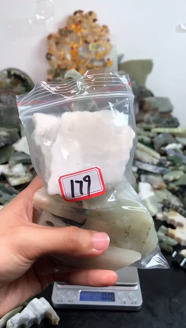 未镶嵌和田玉摆件179