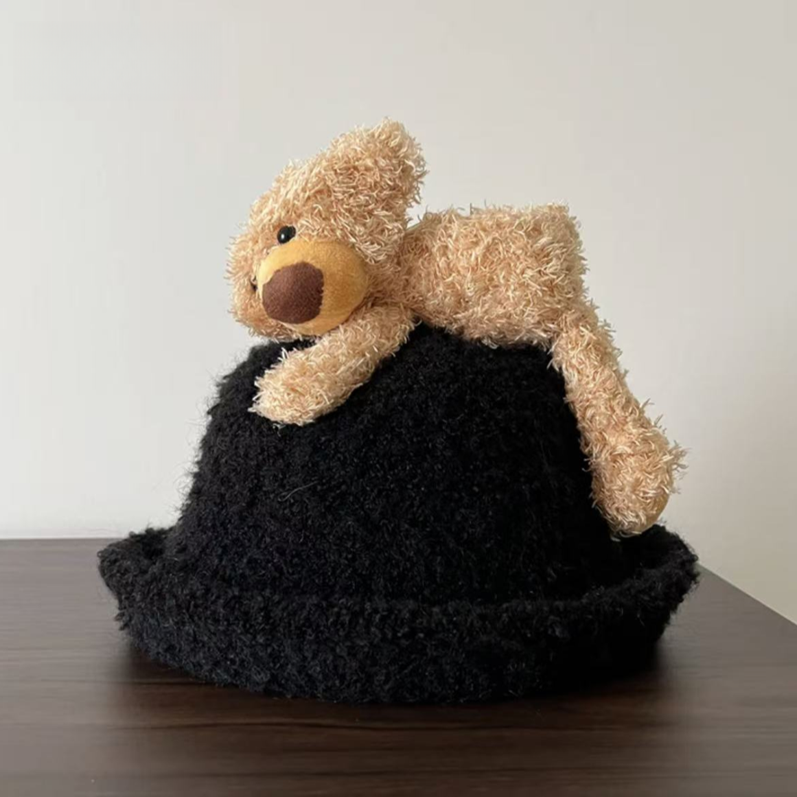 秋冬新款盆帽百搭保暖小熊卷边渔夫帽