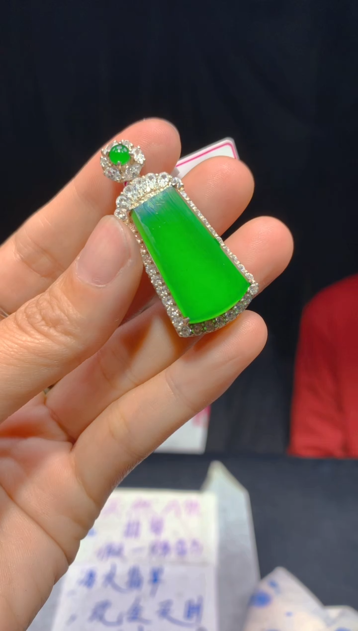 【闪购商品】定制翡翠未镶嵌109多样性发货（发其一）