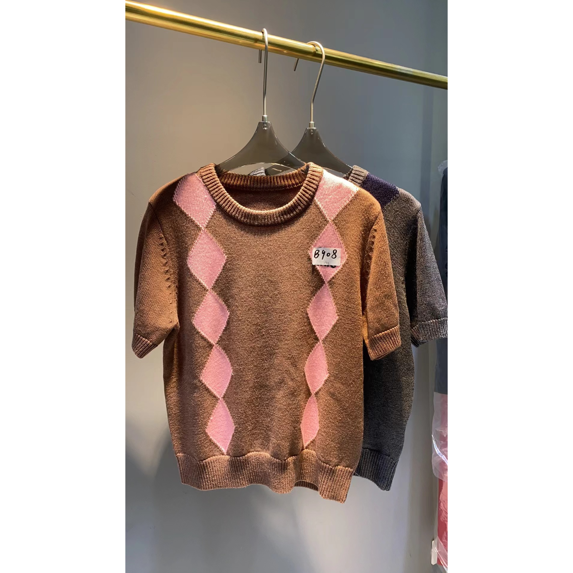 4#链接深圳南油贝拉服装2025最新款毛衣