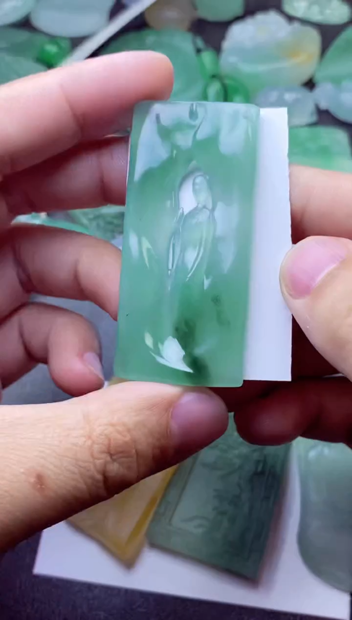 未镶嵌定制翡翠用****0用户1386179820560