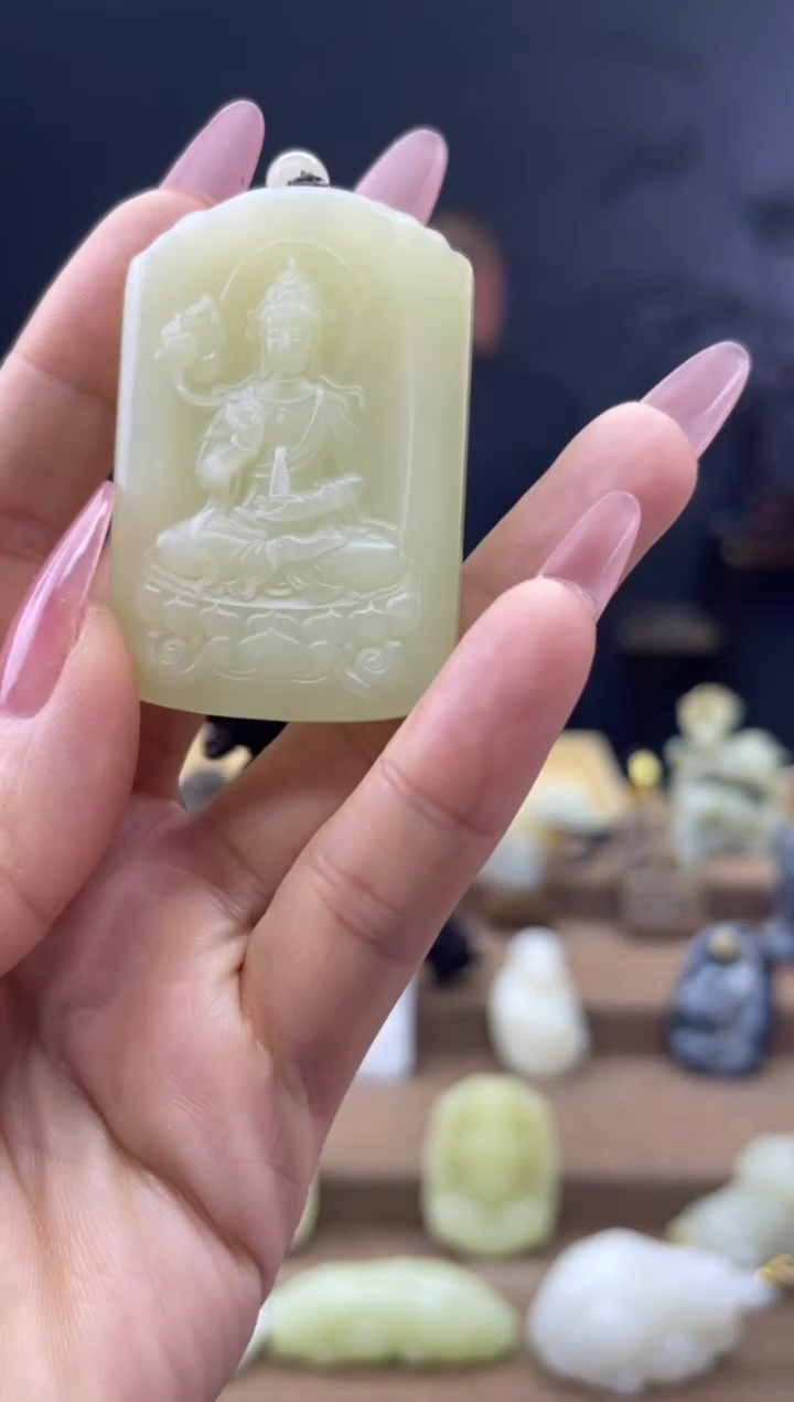 颈饰未镶嵌和田玉1