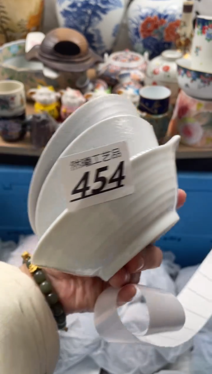 【闪购商品】瓷片454然曦海外工艺品。。。