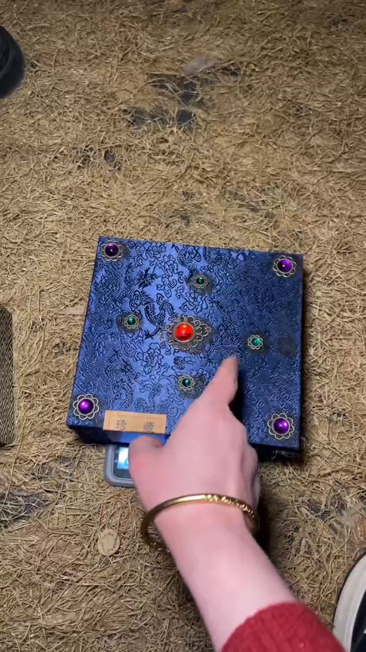 木摆件高端精美蓝宝盒一件链接