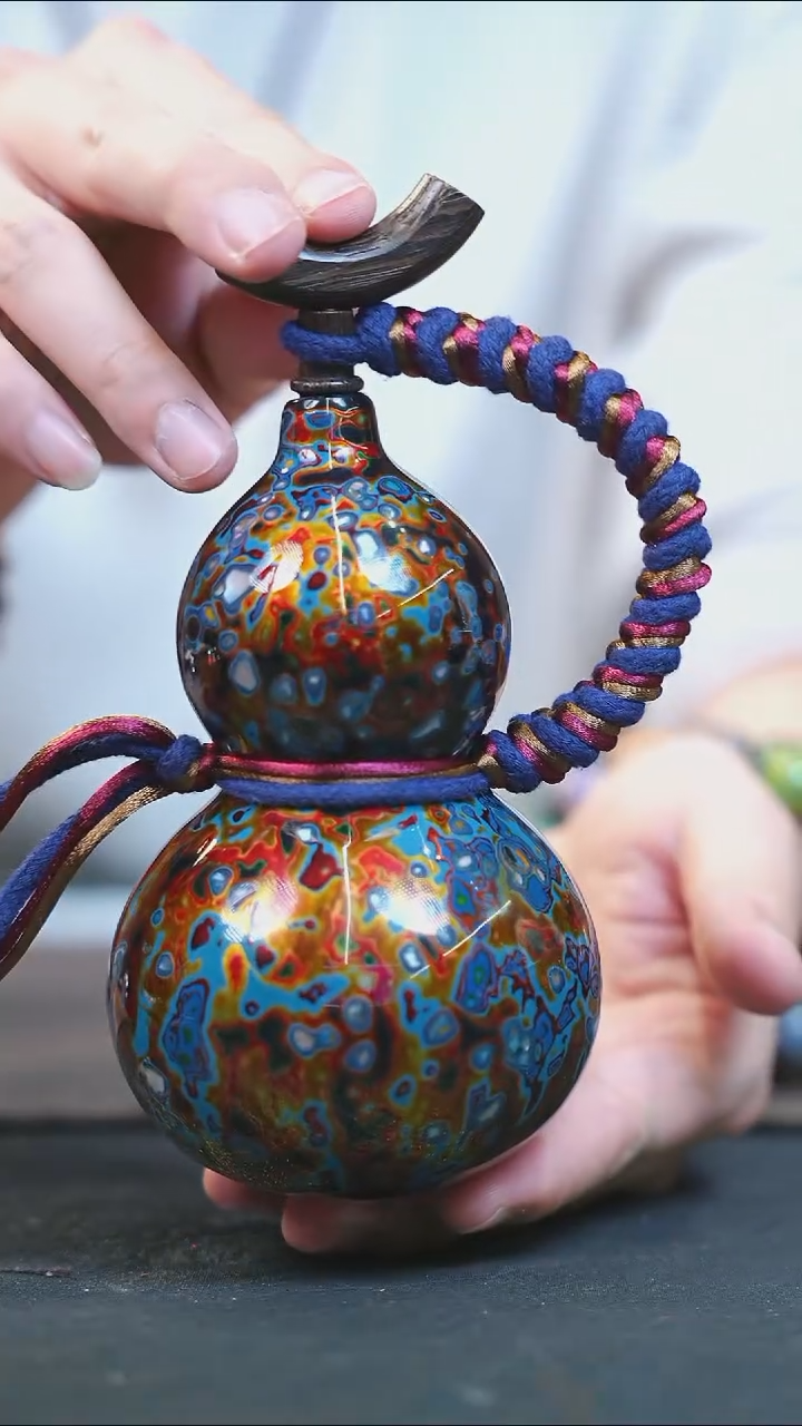 【闪购商品】RU225漆艺酒葫芦不包手串及旋转底座