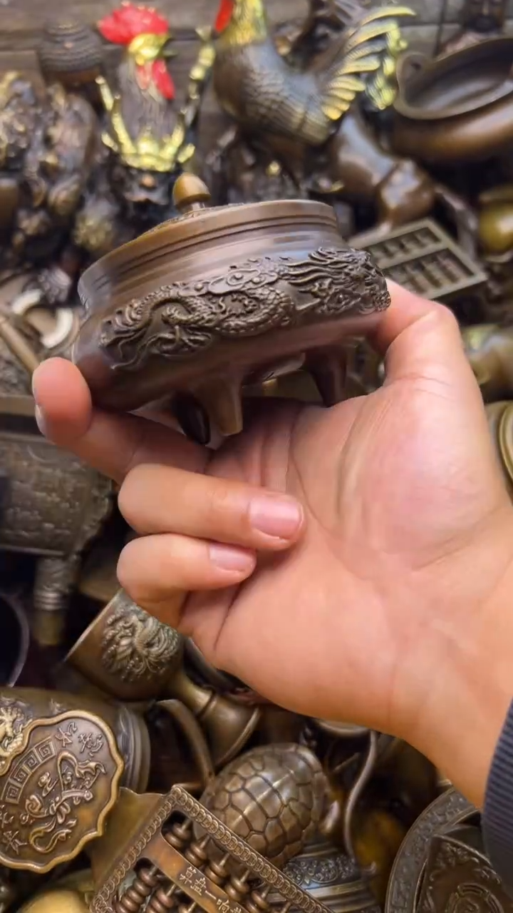 精美铜器，点击下单