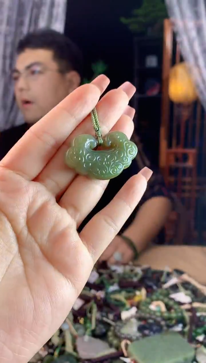 【闪购商品】和田玉挂件未镶嵌多样性发货拍一发一
