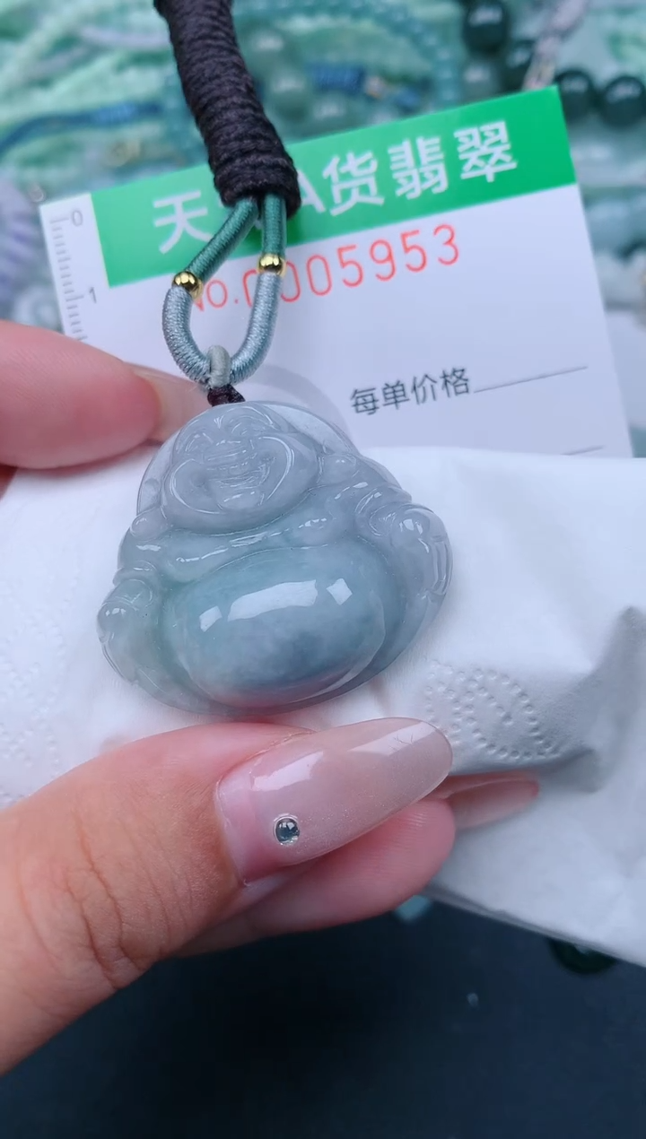 翡翠未镶嵌颈饰.0005953