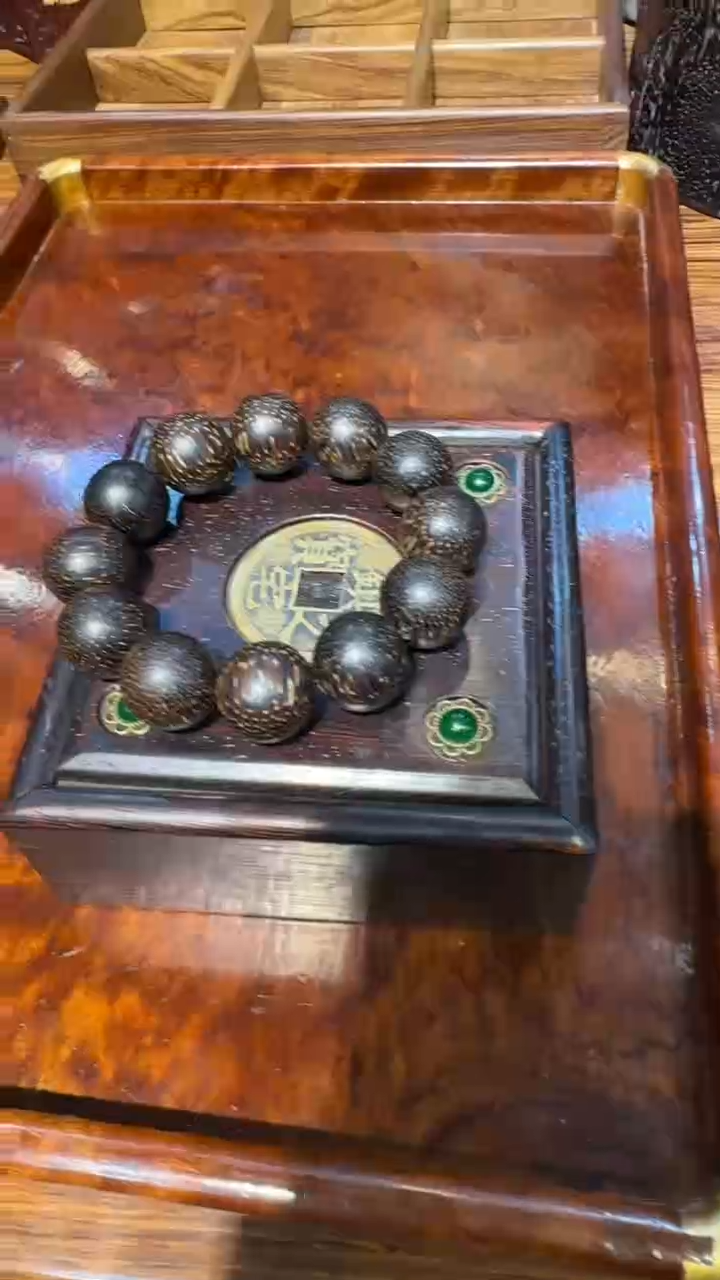 木香圆珠两件套邵氏紫檀木艺