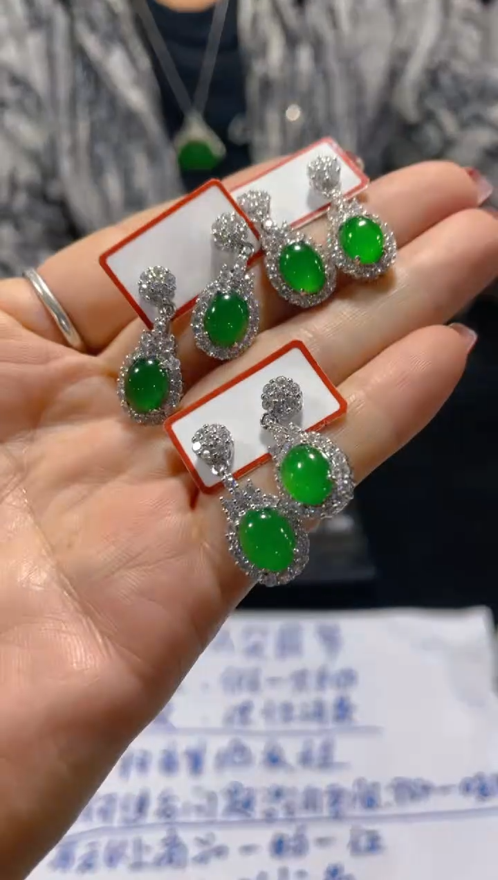 【闪购商品】定制翡翠未镶嵌天然A货翡翠多样性发货拍一发一