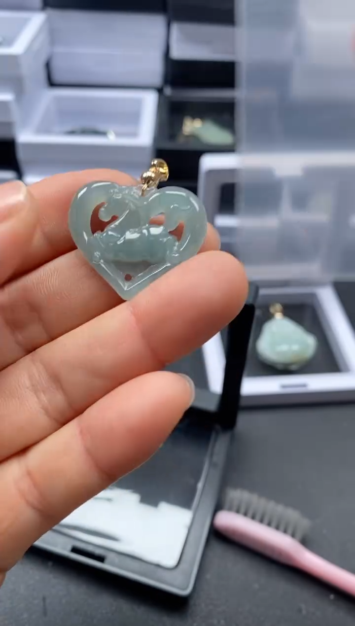 翡翠未镶嵌吊坠(不含链)1955