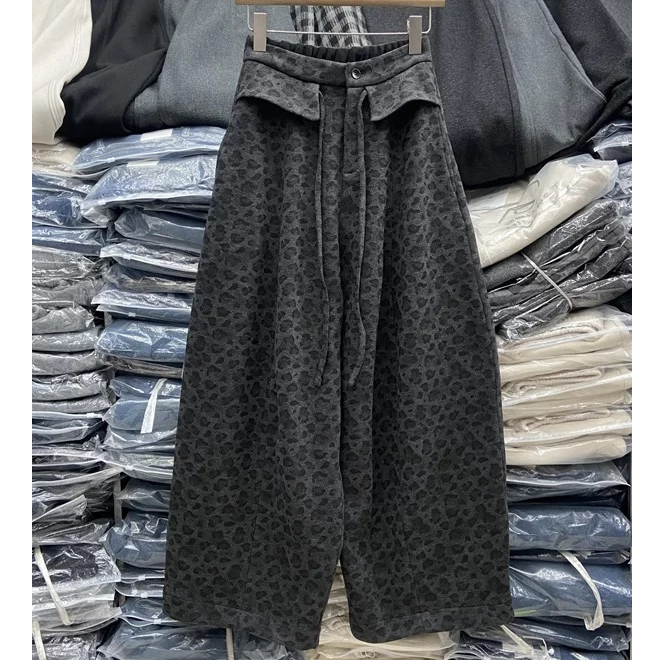 冬款加绒加厚显瘦休闲豹纹阔腿气球裤呢料直筒弯刀裤7852