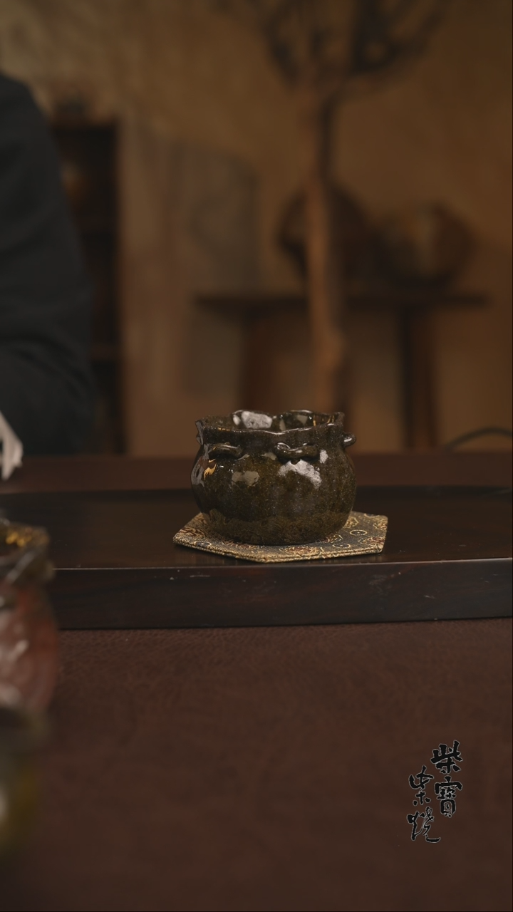 【闪购商品】杯592北山老师柴烧紫砂暗夜玫瑰