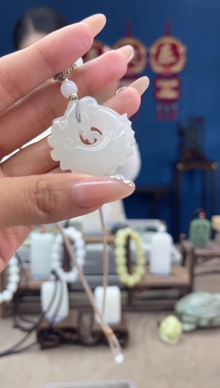 【闪购商品】和田玉颈饰未镶嵌1