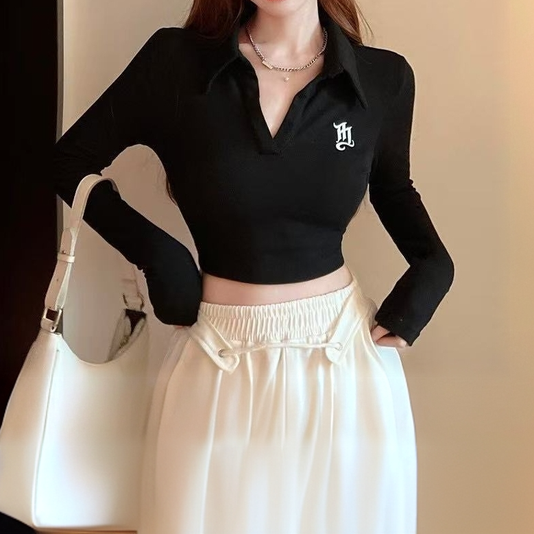 设计感小众百搭上衣女春秋polo领刺绣修身洋气短款露脐长袖T恤