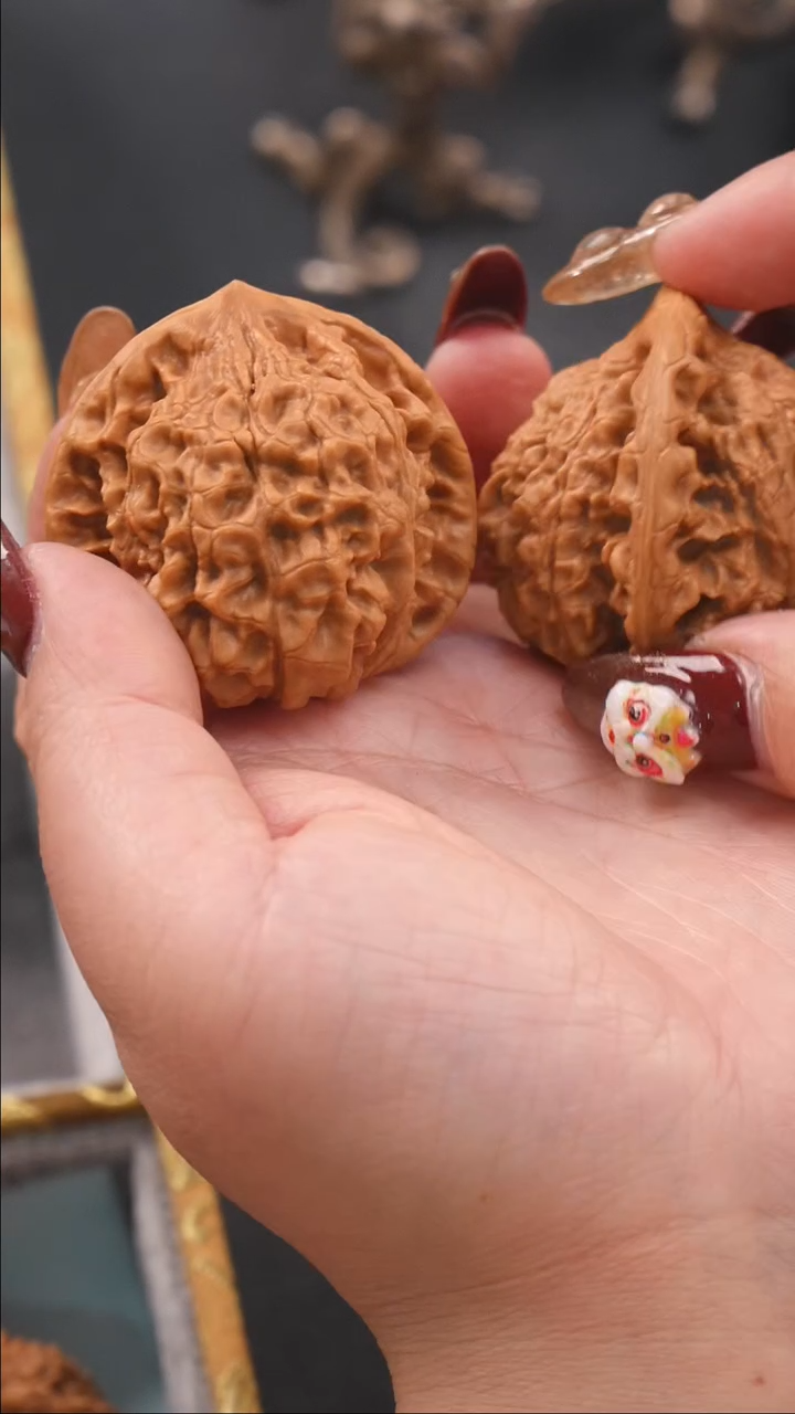 【闪购商品】文玩核桃把件45官帽