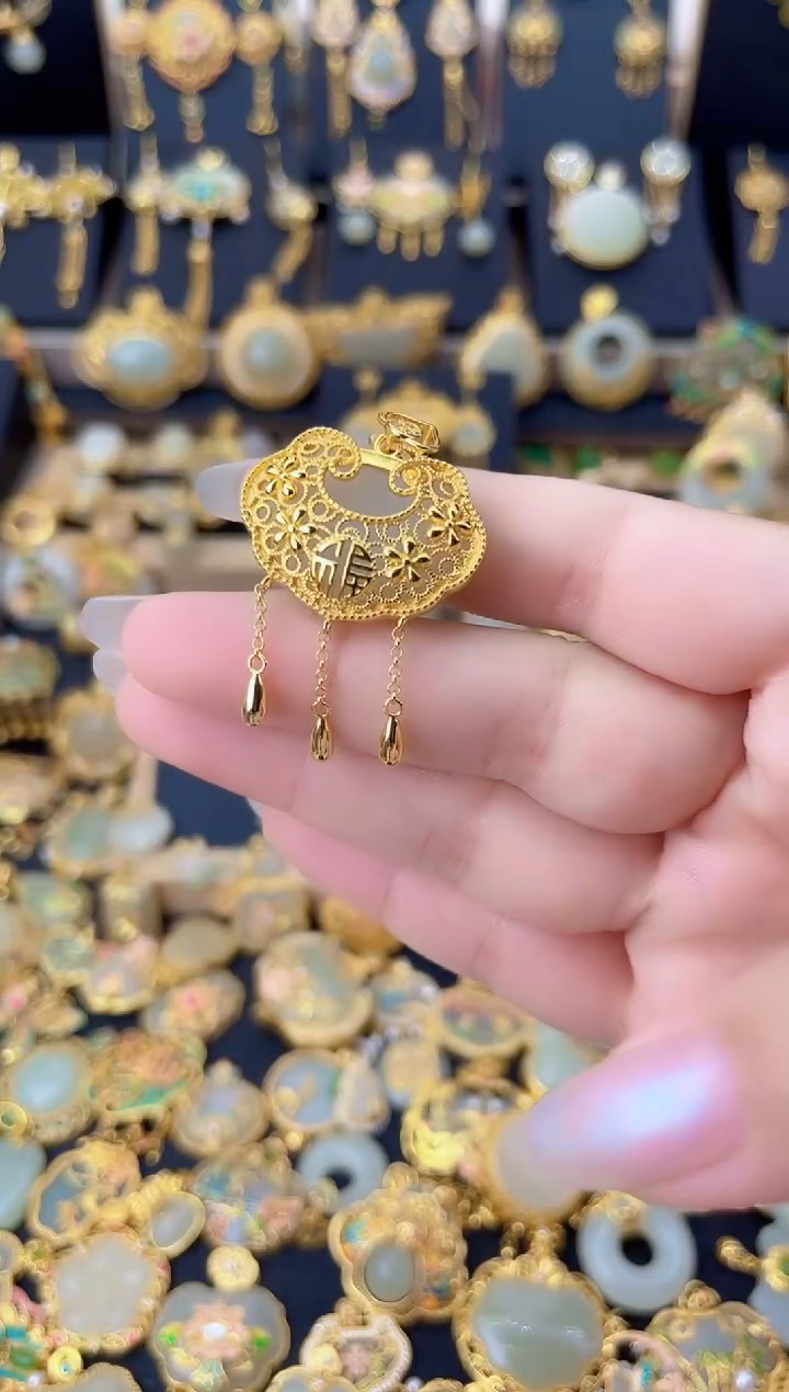 颈饰银S925镀金镶嵌和田玉花丝镂空如意流苏吊坠