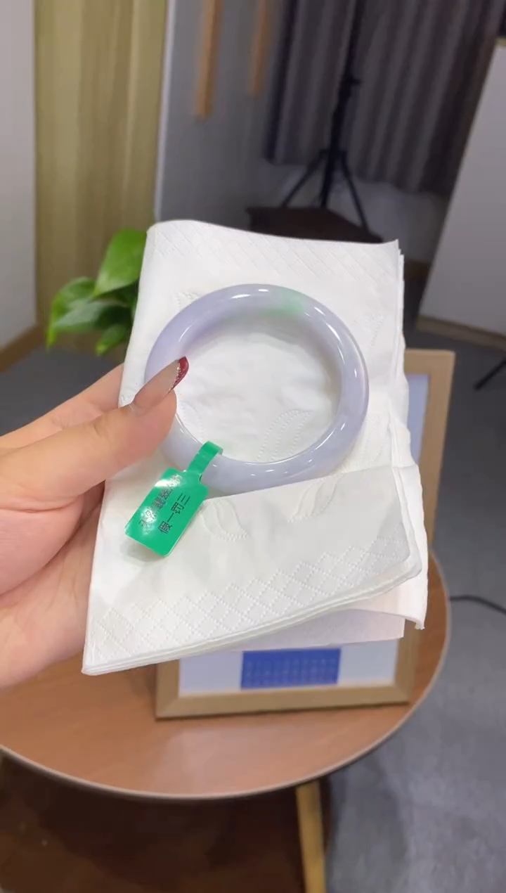 【闪购商品】翡翠手镯未镶嵌00009065