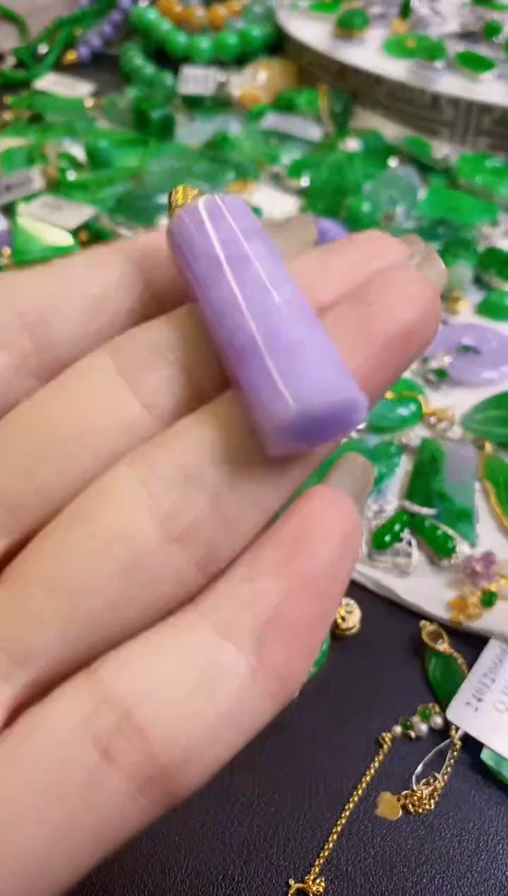 【闪购商品】定制翡翠18K金镶嵌吊坠