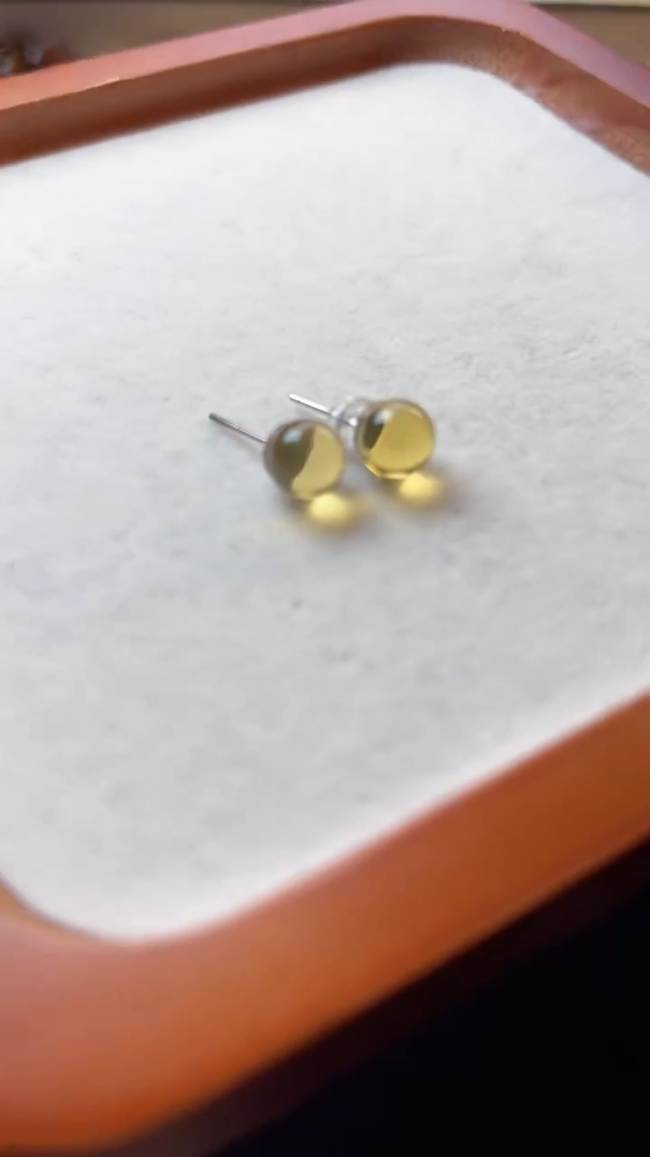 琥珀未镶嵌耳饰蓝珀耳饰02