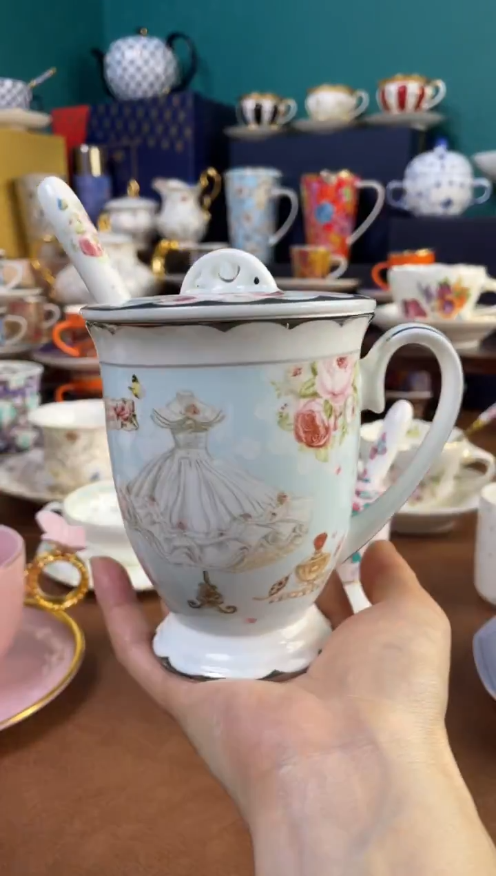 高端礼品FLORIS浪漫蕾丝高脚杯加盖加勺