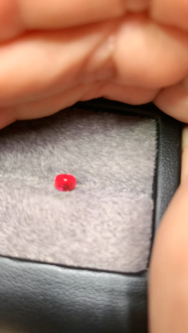 【闪购商品】定制尖晶石裸石未镶嵌枕型 曼辛绝地 0.62ct