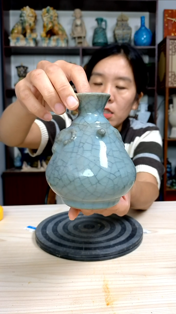 经典精美复古风格瓷器